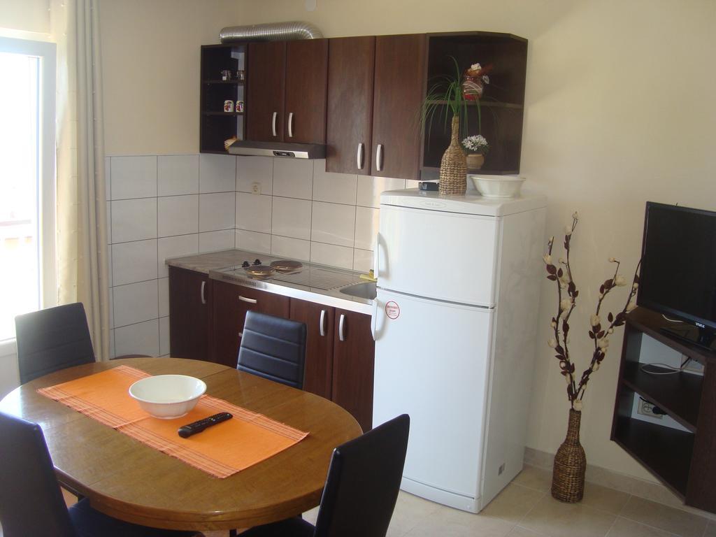 Apartments Roncevic #Joko# 格拉达茨 客房 照片