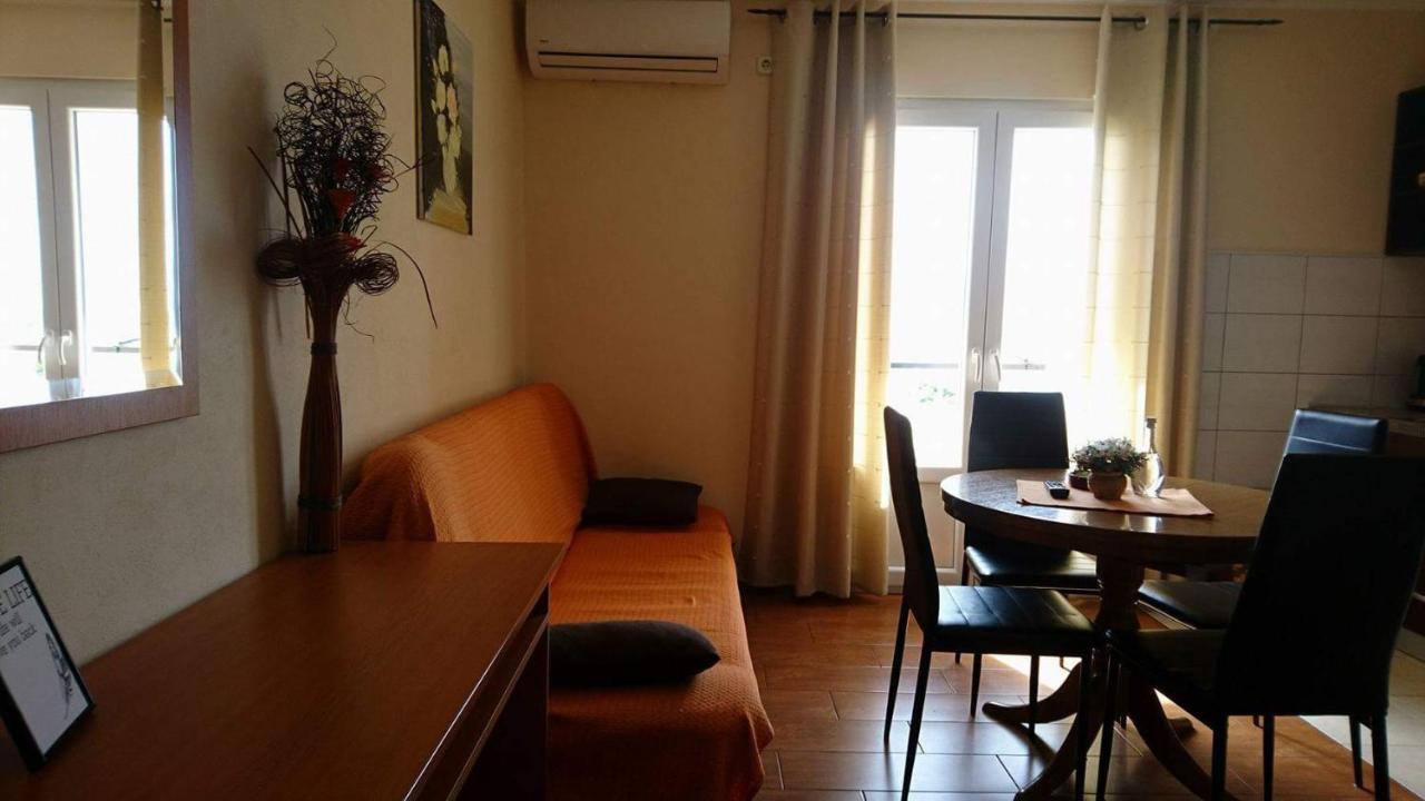 Apartments Roncevic #Joko# 格拉达茨 外观 照片